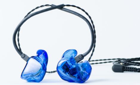 10 Signs That You Are Wearing an Ill-fitting Hearing Aid - Adirondack  Audiology Associates